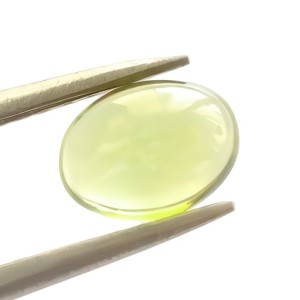 peridot ovális
