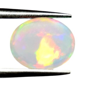 opal alb oval pentru pandantiv