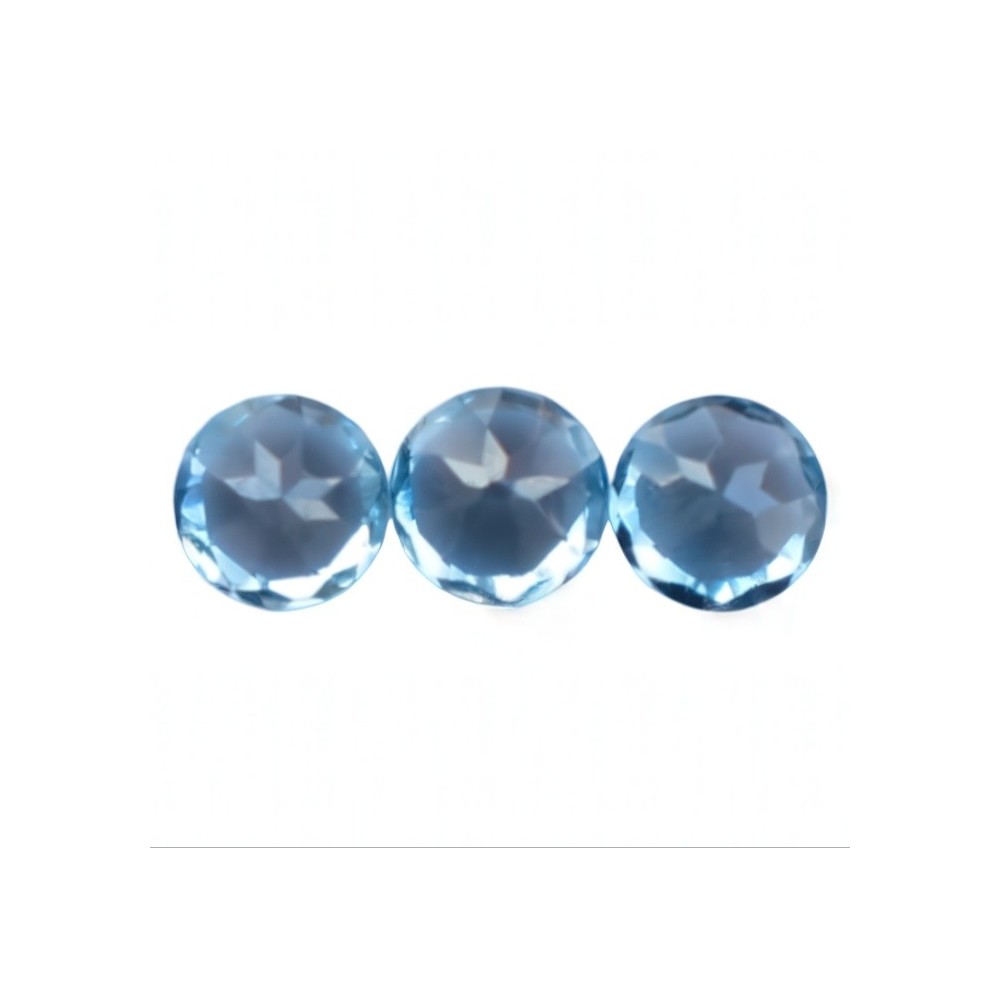 round blue topaz